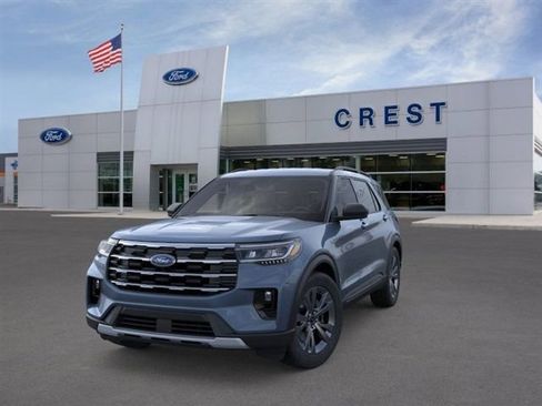 Used 2026 Ford Explorer Active w/ Active Comfort Package image 2