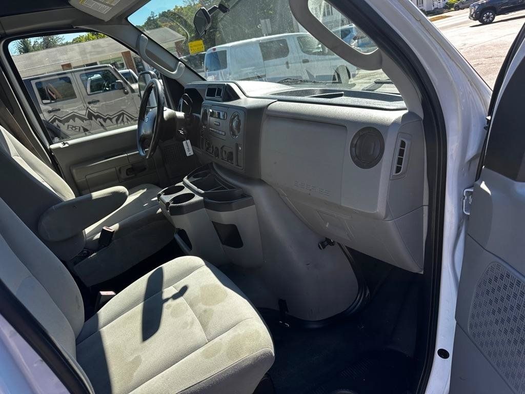 Used 2015 Ford E-350 and Econoline 350 Super Duty w/ Power Windows & Locks Group RWD image 13