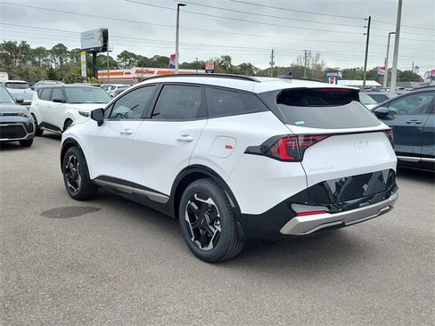 New 2026 Kia Sportage SX image 4