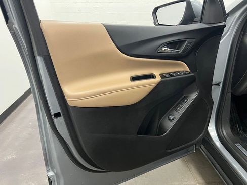 Used 2024 Chevrolet Equinox Premier w/ LPO, Floor Liner Package image 25