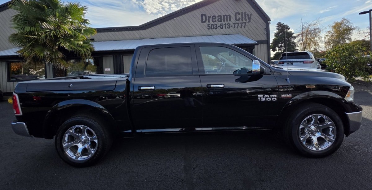 Used 2014 RAM 1500 Laramie AWD/4WD image 6
