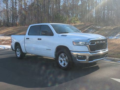 Used 2025 RAM 1500 Big Horn AWD/4WD image 15