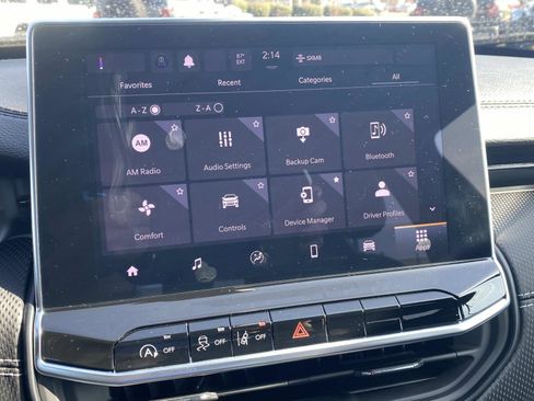 Used 2024 Jeep Compass Latitude w/ Convenience Group image 29