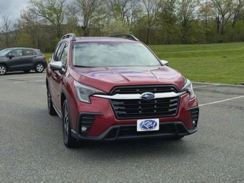 Used 2023 Subaru Ascent Limited w/ Technology Package AWD/4WD image 3