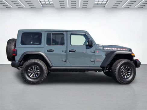 New 2025 Jeep Wrangler Unlimited Rubicon w/ XTREMEE 35" Tire Package image 7