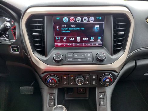 Used 2017 GMC Acadia Denali w/ Technology Package AWD/4WD image 29