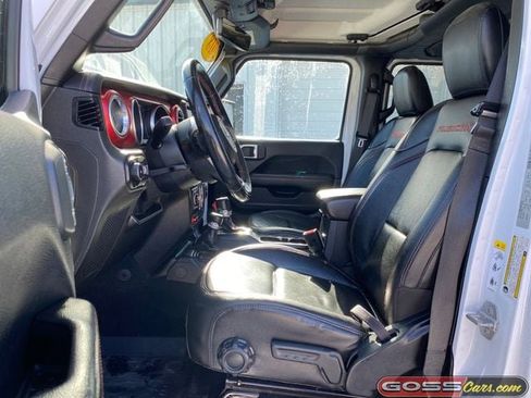 Used 2018 Jeep Wrangler Unlimited Rubicon image 24