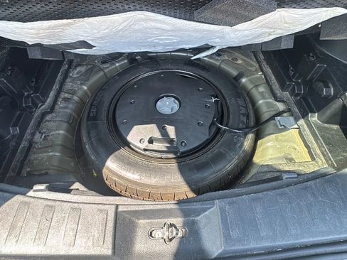 Used 2018 Nissan Rogue SL AWD/4WD image 18