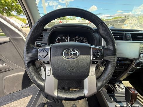 Certified 2023 Toyota 4Runner Limited AWD/4WD image 9