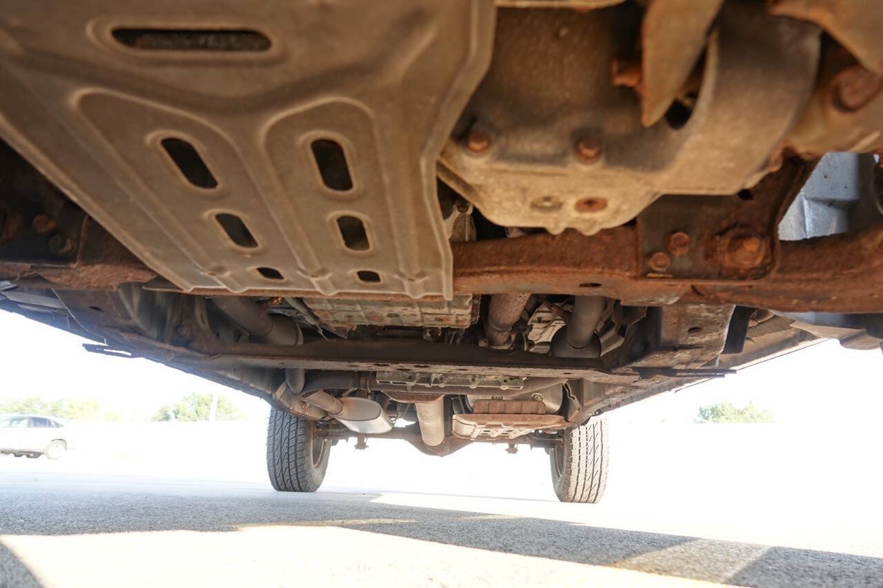 Used 2004 Nissan Titan XE w/ (PRF) Preferred Pkg AWD/4WD image 78