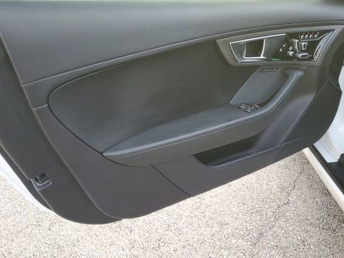 Used 2014 Jaguar F-TYPE Convertible image 13