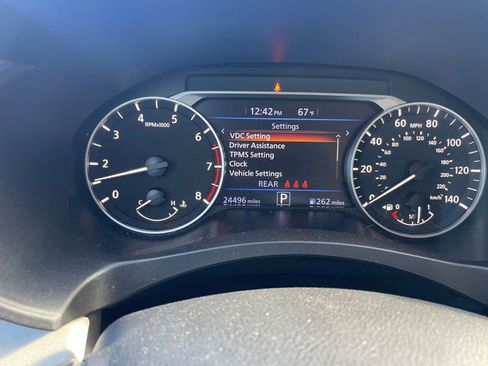 Used 2025 Nissan Altima 2.5 SV image 39