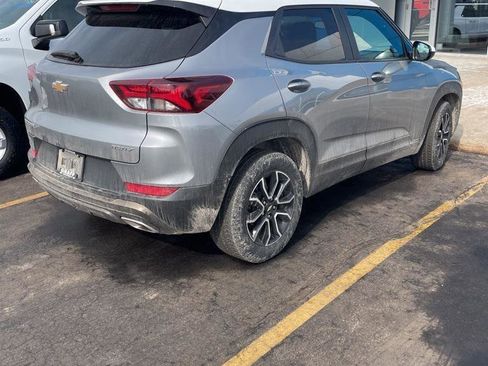 Used 2023 Chevrolet TrailBlazer ACTIV w/ Convenience Package image 3