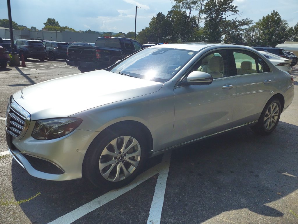 Certified 2020 Mercedes-Benz E 350 4MATIC Sedan image 3