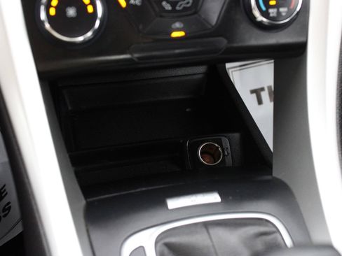 Used 2014 Ford Fusion SE FWD image 38