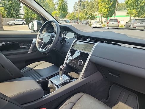Certified 2023 Land Rover Discovery Sport S AWD/4WD image 19