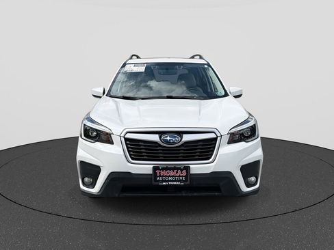 Used 2021 Subaru Forester Premium image 3
