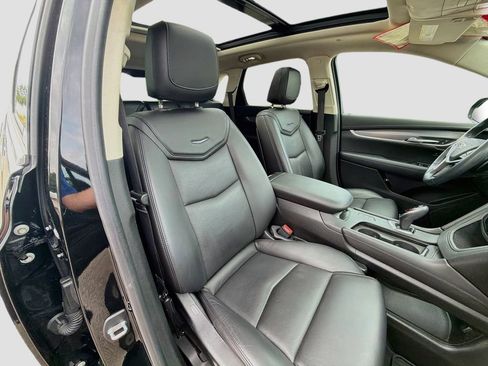 Used 2019 Cadillac XT5 Premium Luxury w/ Driver Assist Package AWD/4WD image 32