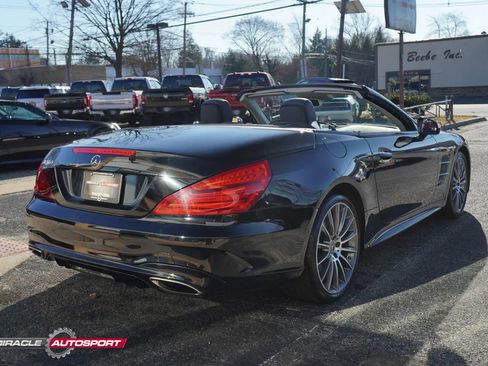 Used 2018 Mercedes-Benz SL 550 image 7