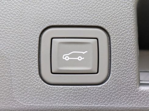 New 2026 Chevrolet Equinox LT w/ Convenience Package II image 14