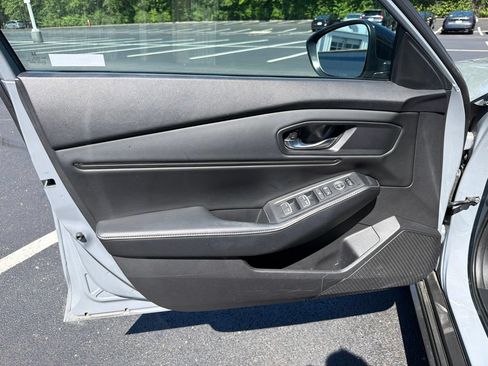 Used 2023 Honda Accord Sport image 18