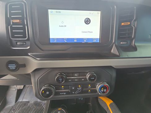 Used 2022 Ford Bronco Badlands image 27