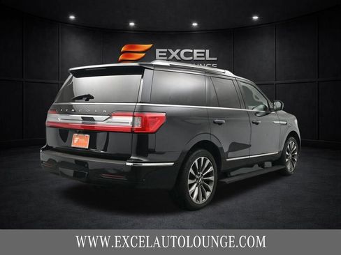 Used 2020 Lincoln Navigator Reserve w/ Cargo Convenience Package image 6
