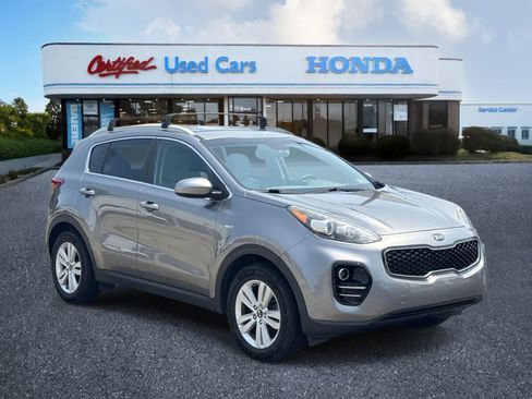 Used 2018 Kia Sportage LX w/ LX Popular Package AWD/4WD image 7