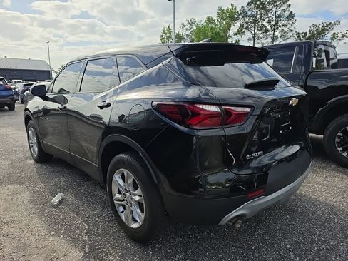 Used 2022 Chevrolet Blazer LT image 2