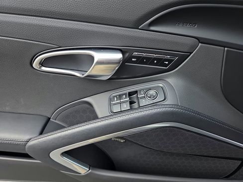 Certified 2017 Porsche 911 Carrera S image 8