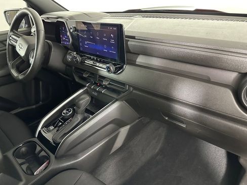 Used 2023 Chevrolet Colorado Trail Boss w/ Technology Package image 31