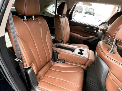 Used 2024 Acura MDX SH-AWD w/ Advance Package image 24