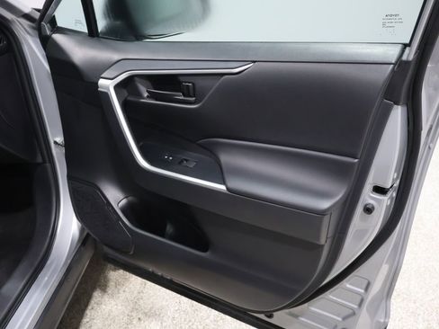 Used 2025 Toyota RAV4 LE image 23
