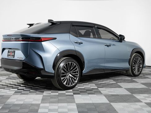 Used 2023 Lexus RZ 450e Premium w/ Accessory Package (2T) image 9