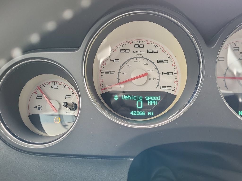Used 2013 Dodge Challenger R/T Plus RWD image 25