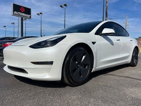 Used 2021 Tesla Model 3 Standard Range Plus image 14