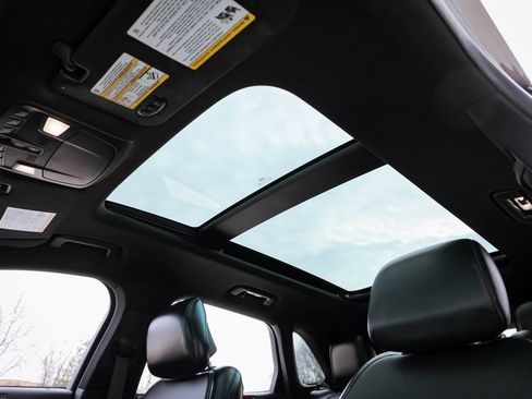 Used 2017 Lincoln MKC Reserve image 19