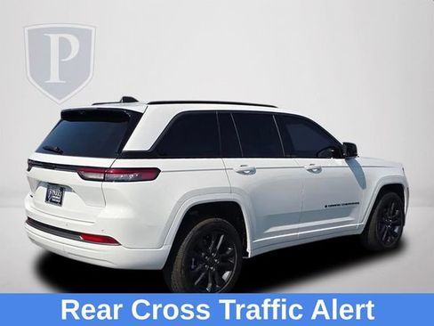 Used 2026 Jeep Grand Cherokee Limited AWD/4WD image 5