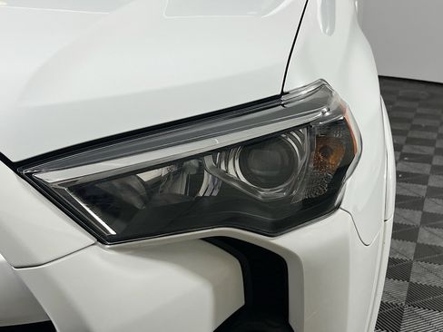 Used 2024 Toyota 4Runner SR5 Premium RWD image 11