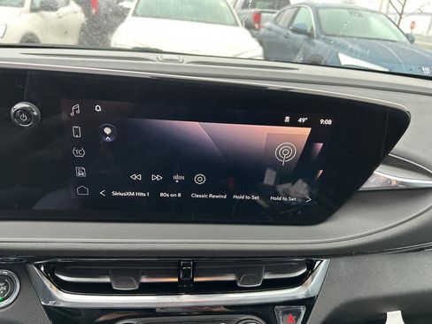 New 2026 Buick Envista Sport Touring w/ Studio Series image 9