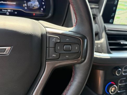 Used 2022 Chevrolet Suburban RST w/ Luxury Package RWD image 33