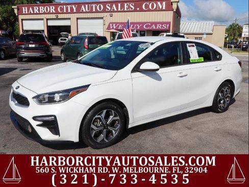 Used 2021 Kia Forte LXS FWD image 1