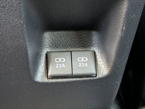 Used 2022 Toyota 4Runner SR5 Premium image 14