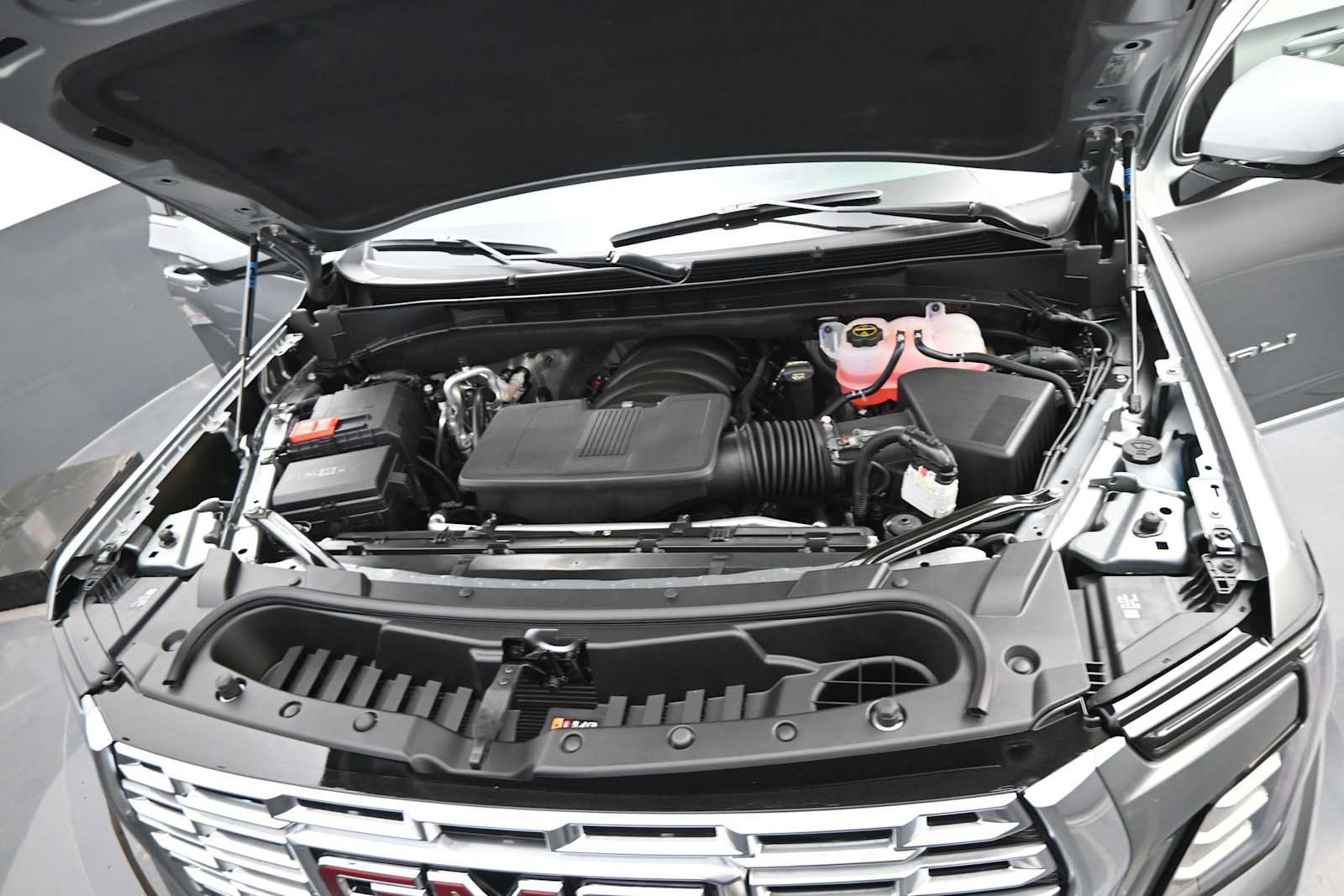 New 2027 GMC Yukon Denali w/ Denali Reserve Package AWD/4WD image 24