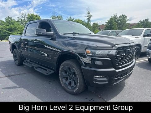 Used 2025 RAM 1500 Big Horn AWD/4WD image 4