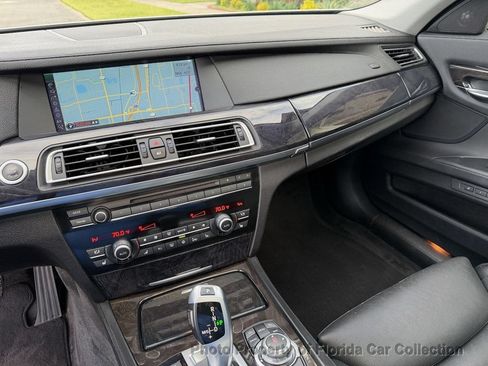 Used 2011 BMW 750i RWD image 46