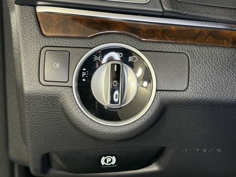Used 2014 Mercedes-Benz E 350 Coupe image 35