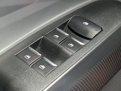 Used 2022 Ford Maverick XL FWD image 19