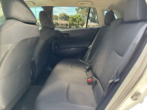 Used 2022 Toyota Corolla Cross LE AWD/4WD image 10