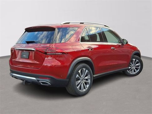 Used 2022 Mercedes-Benz GLE 350 4MATIC image 4